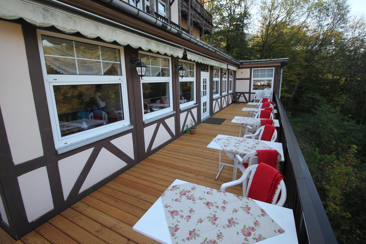 Hotel Schwarzaburg Schwarzburg Extérieur photo