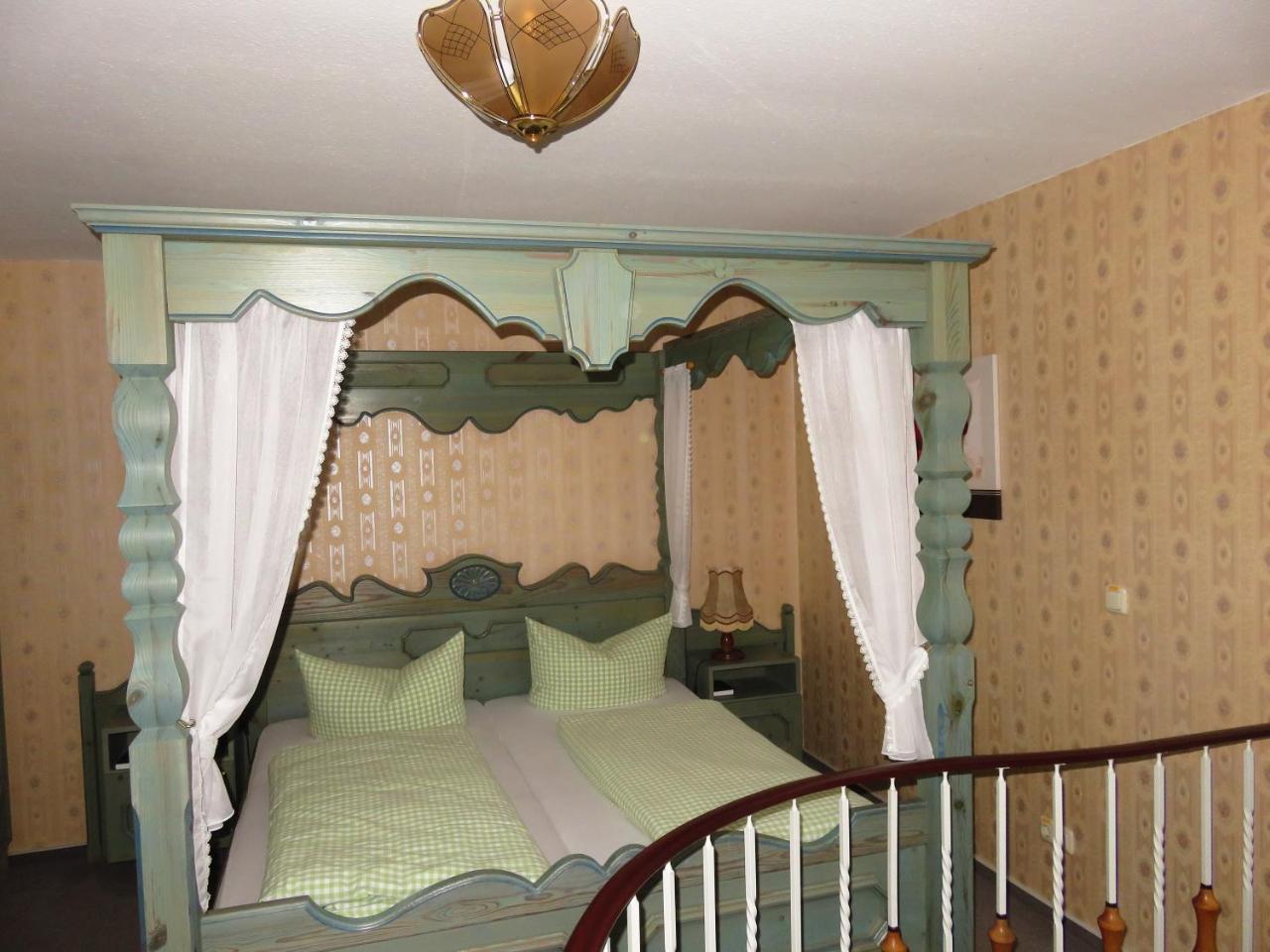 Hotel Schwarzaburg Schwarzburg Extérieur photo